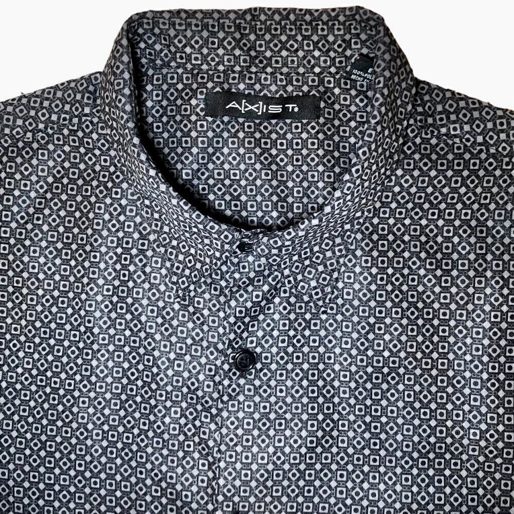 Axist Short Sleeve Geometric Mini Print Shirt in Black/Grey Men’s XL